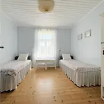 Guest house Tulbi